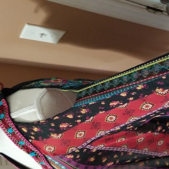 3 for 20. Ladies top,  XL. - Picture 6 of 6